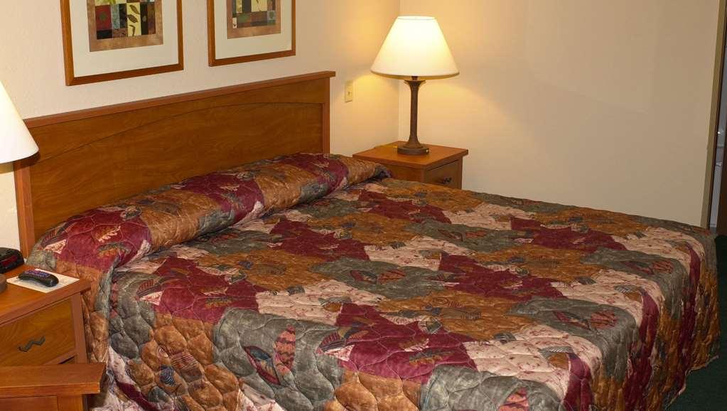 Super 8 By Wyndham Berlin Wi Hotel Phòng bức ảnh
